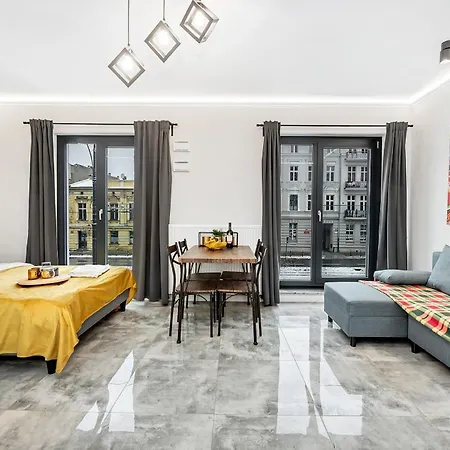 Lumina Comfy Apart Near The Railway Station Lodz  Exterior photo